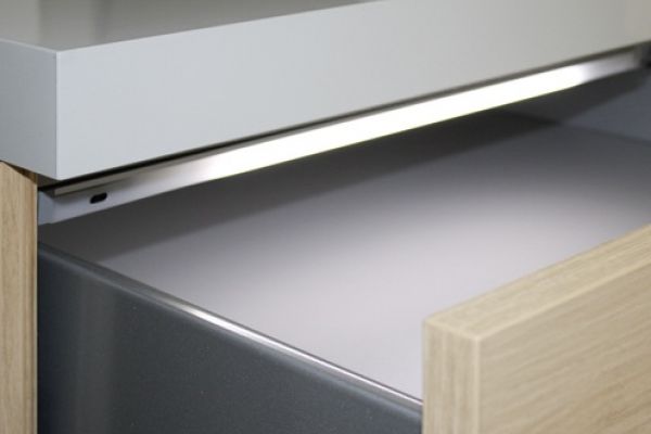 NK11129 LED SIL AL 30 Schrankinnenleuchte mit Sensor