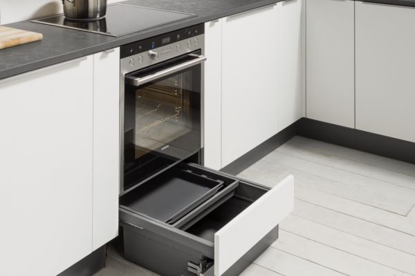 NK20089 Herdschrank mit GroSZraumauszug UHS