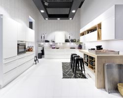 NK20916 Lux WeiSZ Hochglanz