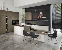 NK23774 Tavola   Eiche Barolo   Soft Lack   Sahara