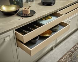 NK24626 TORINO LACK   Lava softmatt