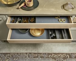 NK24627 TORINO LACK   Lava softmatt