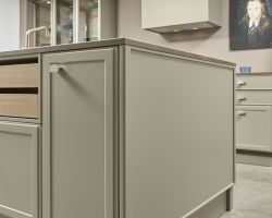 NK24635 TORINO LACK   Lava softmatt