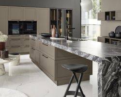 NK29293 Lugano Lack   Magma softmatt
